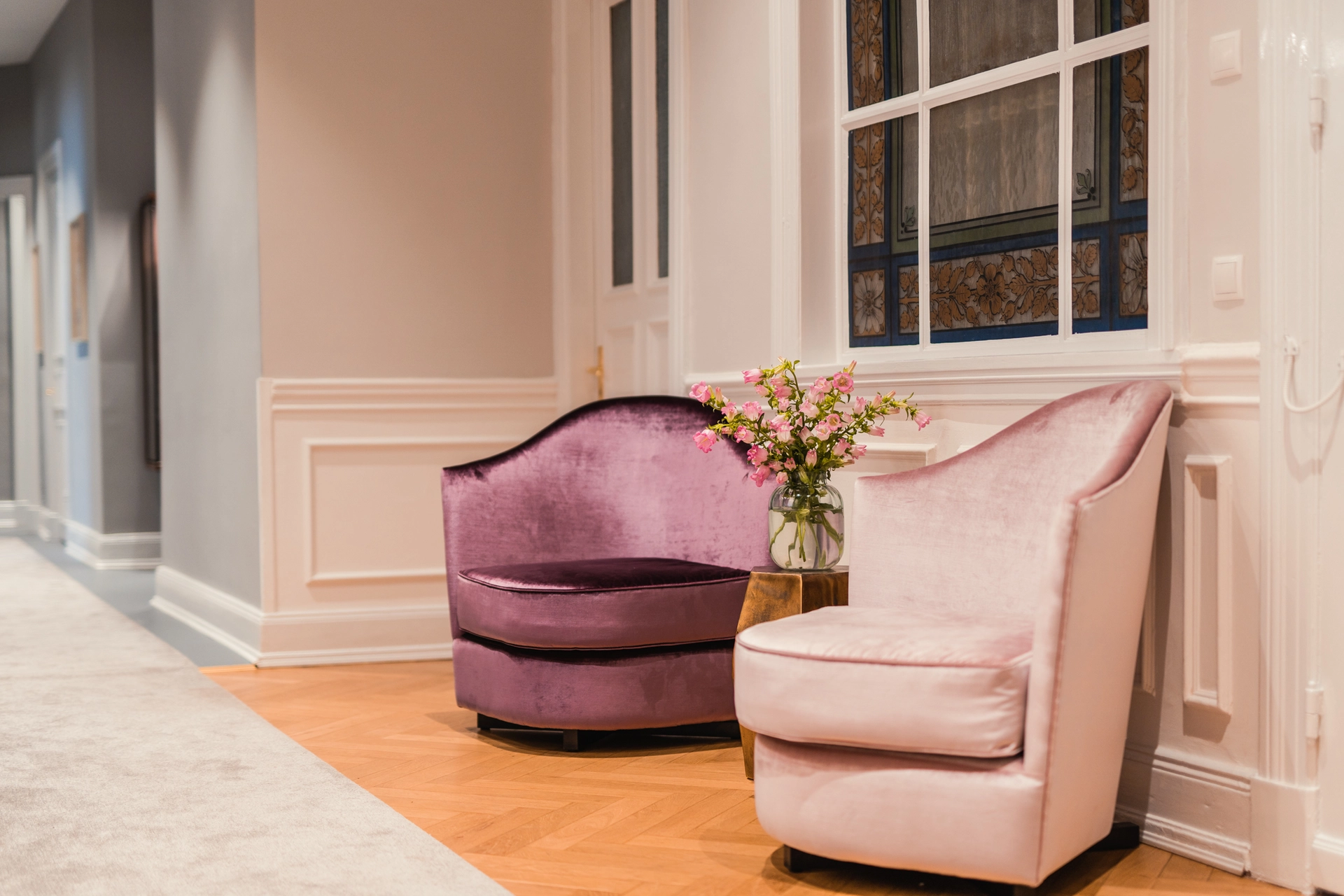 Nach Absprache können Sie in unserer Praxis die Hormonsprechstunde von Frau Dr. Marie Theres Brandenburg in Anspruch nehmen. Sprechen Sie uns an und vereinbaren Sie Ihren Termin.